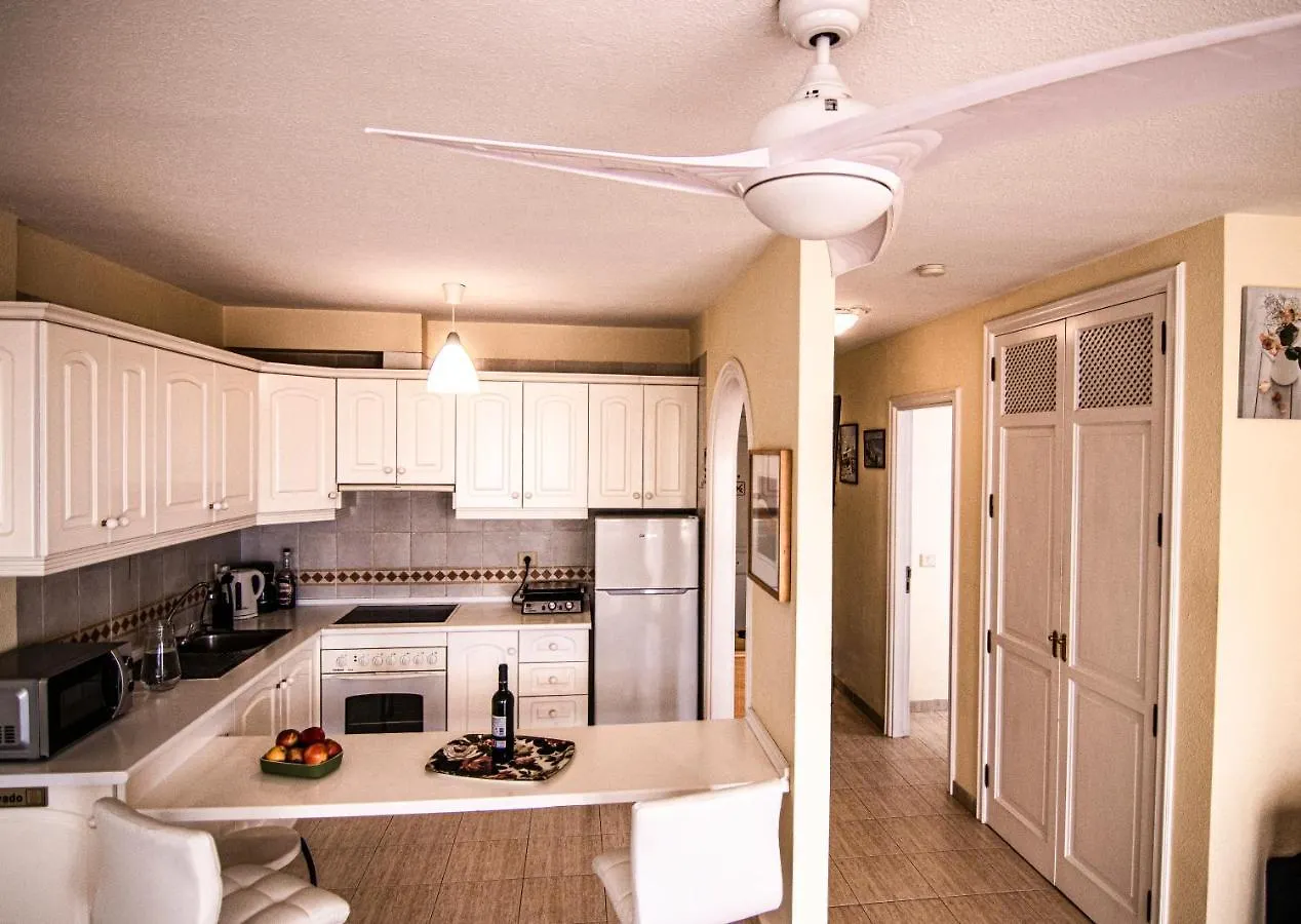 The Heights Sunny Terrace Home لوس كريستيانوس 0*,  إسبانيا