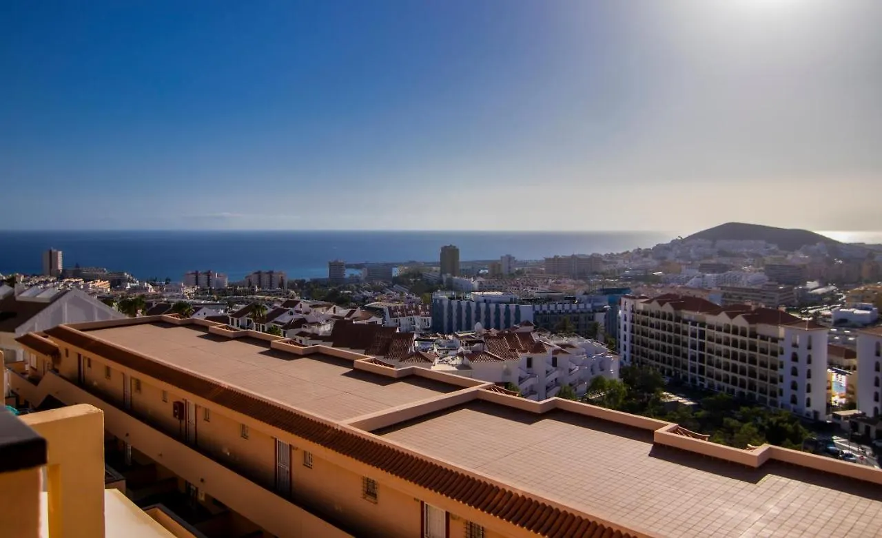 شقة The Heights Sunny Terrace Home لوس كريستيانوس